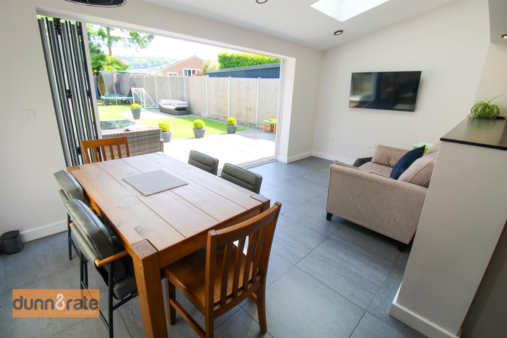 Cadeby Grove, Milton